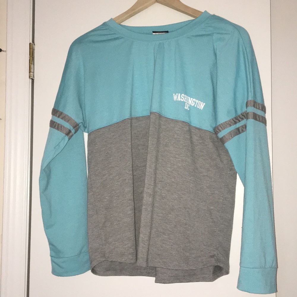 long sleeve D.C shirt